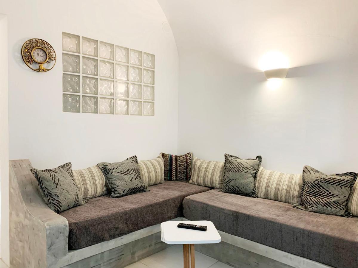 Villa Poli Cave House Santorini à Fira  Extérieur photo