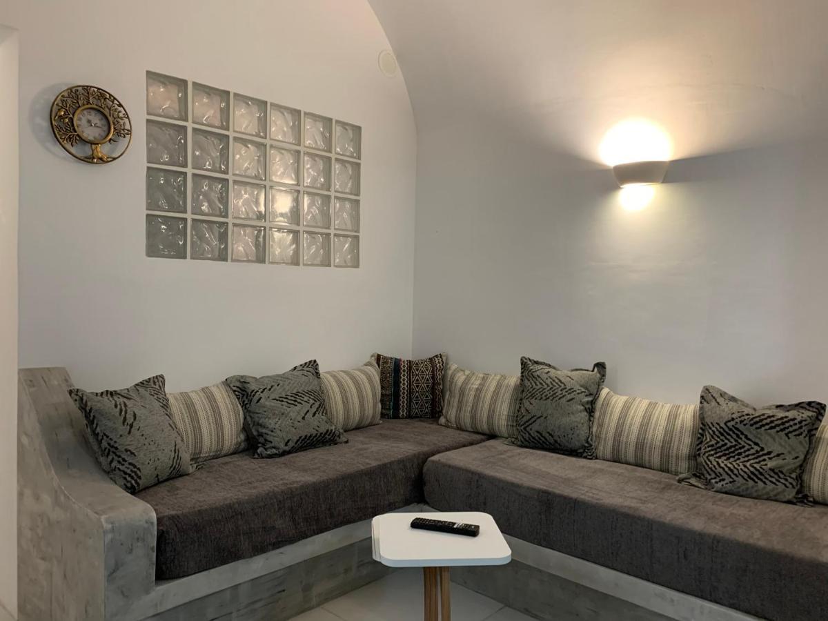 Villa Poli Cave House Santorini à Fira  Extérieur photo
