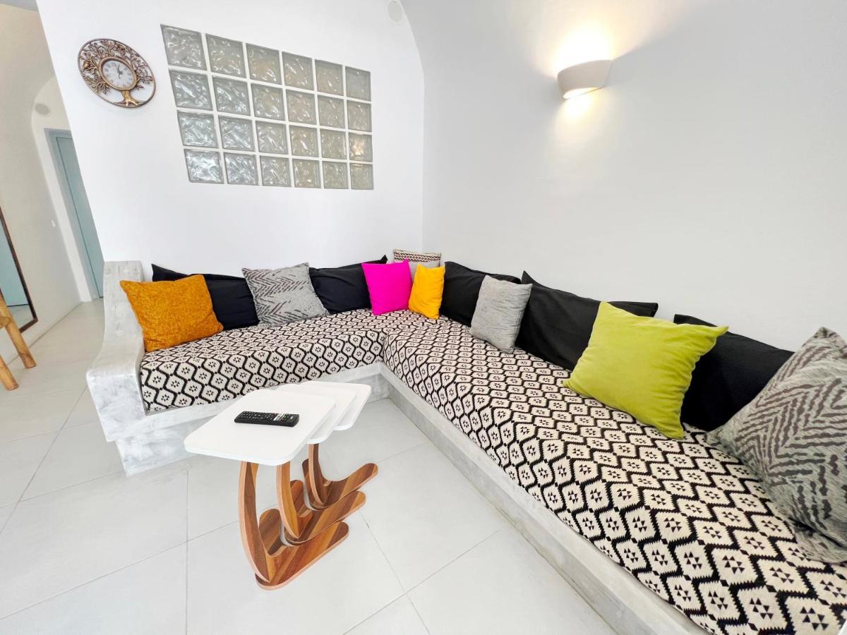 Villa Poli Cave House Santorini à Fira  Extérieur photo